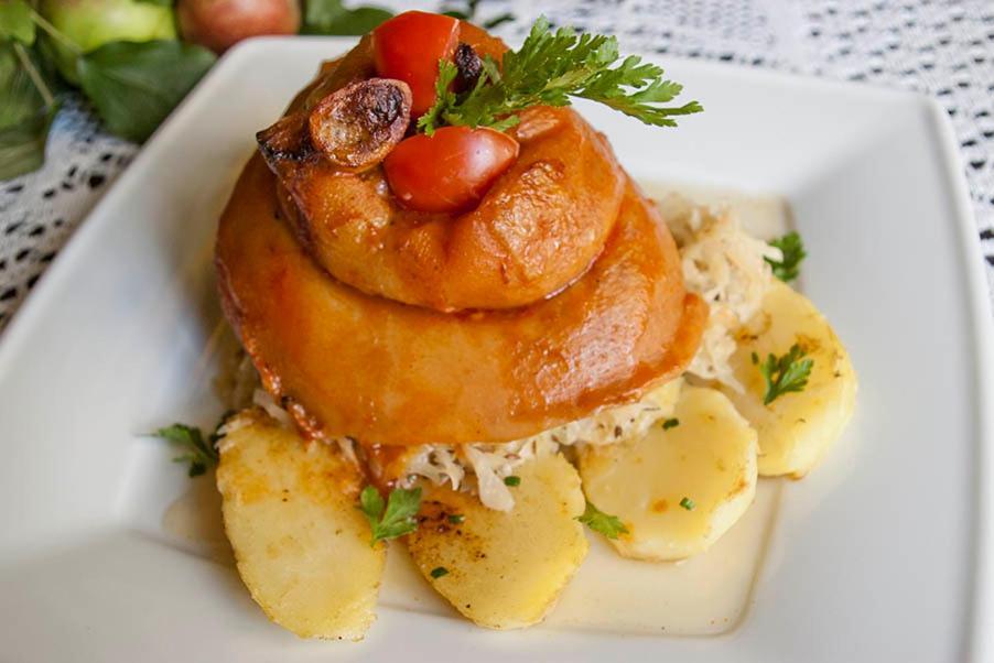 Bialy Dwor Bed & Breakfast Kwidzyn Exterior photo