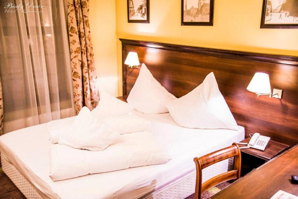 Bialy Dwor Bed & Breakfast Kwidzyn Room photo